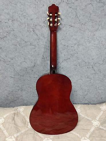 Барабаны: Классическая акустическая гитара 4/4 с нейлоновыми струнами — 2