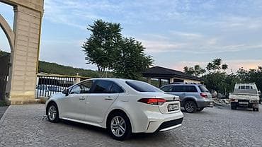 авто гибрид цена: Toyota Corolla: 2020 г., 1.8 л, Автомат, Гибрид, Седан — 9