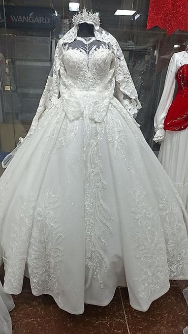 свадебные платья с камнями: Свадебное платье, Со шлейфом, Фатин, Пышное, Пайетки, Новый — 6