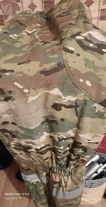 Футболкалар: Продаю бушлат спец одежда есть Брюки — 2