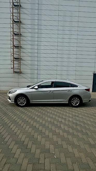 camry 2020: Hyundai Sonata: 2021 г., 2 л, Автомат, Газ, Седан — 6