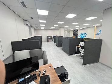 аренда офиса: Аренда офисов, 180 м², В административном здании, С отдельным входом — 8