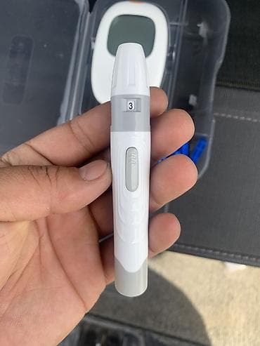 Глюкометрлер: Глюкометр Yuwell ACCUSURE 710 в комплекте - Компактный прибор для — 5