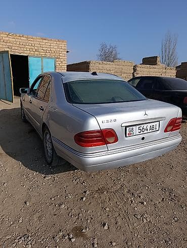 мер: Mercedes-Benz E-Class: 1995 г., 3.2 л, Автомат, Бензин, Седан — 6