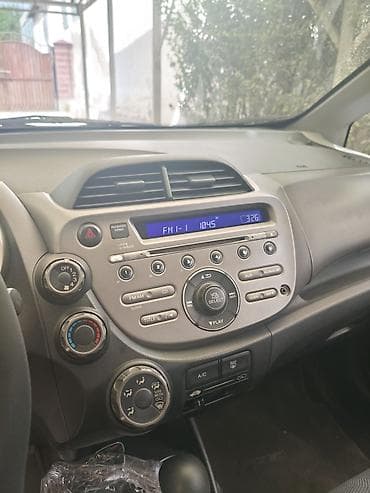 двенадцатый мини: Mini Classic Mini: 2010 г., 1.5 л, Автомат, Бензин, Хэтчбэк — 1