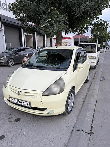 Honda Fit: 2003 г., 1.3 л, Вариатор, Бензин, Хэтчбэк — 2