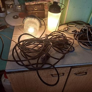 Люстры: Переносные рабочие светильники с длинными проводами Состав комплекта — 2