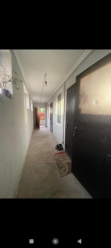 Недвижимость: Сдается комната в блоке с отдельным входом. Описание: - Отдельная — 2