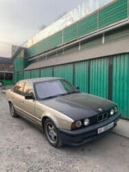 продаю или меняю с доплатой мне: BMW 520: 1991 г., Седан — 1