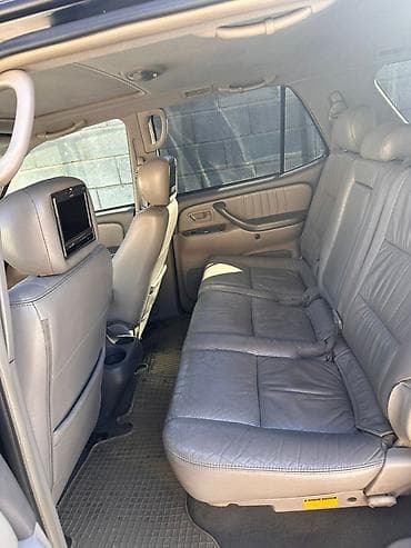 диски на авто: Аренда внедорожника Toyota Sequoia V8 4WD - Полноразмерный — 7