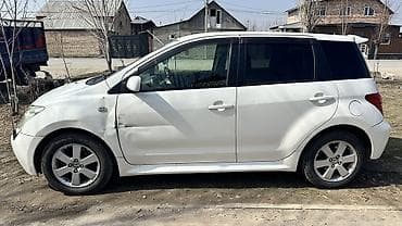 tayota vitz: Toyota Ist: 2004 г., 1.5 л, Автомат, Бензин, Хэтчбэк — 4