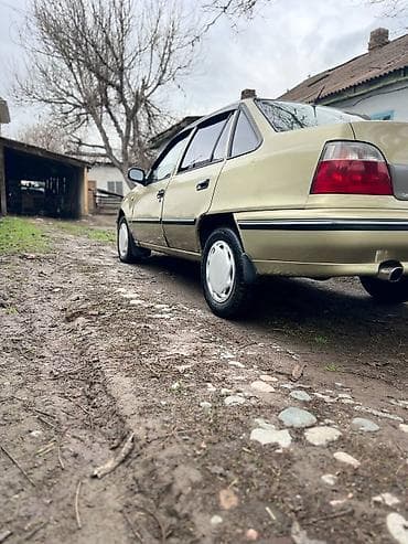 Транспорт: Daewoo Nexia: 2007 г., Механика, Бензин, Седан — 6