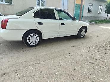 авто без права: Hyundai Elantra: 2002 г., 1.6 л, Механика, Бензин, Седан — 4