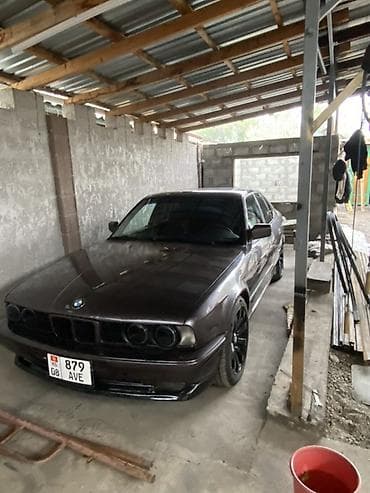 BMW: BMW 5 series: 1996 г., 2.5 л, Кол менен иштөөчү, Бензин, Седан — 2