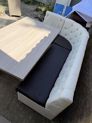 продаю куханый уголок: Кухонный мягкий уголок, Б/у, Другой материал, цвет - Белый — 2