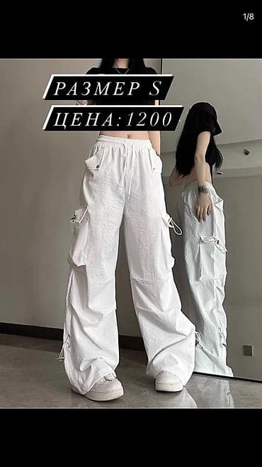 cargo pants: Черная футболка с V-образным вырезом - Размер: XL (маломерка) - Цвет — 2