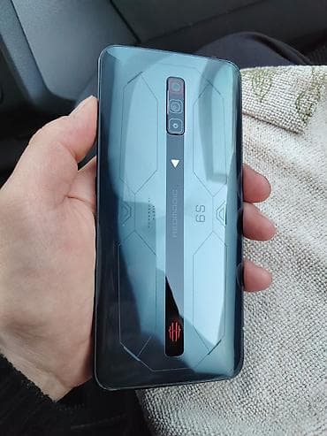 телефон сам: Игровой смартфон Nubia RedMagic 6S Pro 12/128 — 1