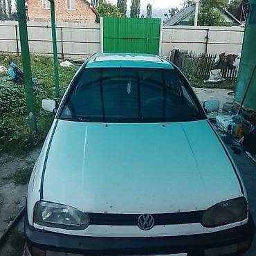 приму в дар автомобиль: Volkswagen Golf: 1994 г., Механика, Хэтчбэк — 2