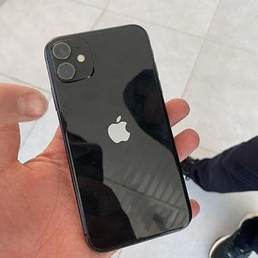 беспроводные наушники б у: IPhone 11, Черный, 76 % — 6