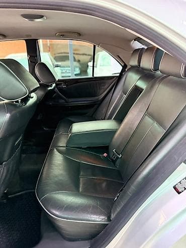 id 4: Mercedes-Benz E-Class: 2000 г., 3.2 л, Автомат, Бензин, Седан — 6