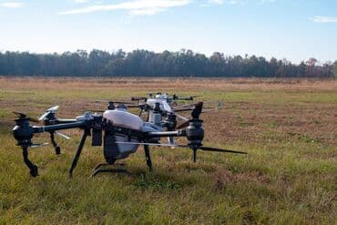 дрон сельскохозяйственный: Агродрон DJI agras t40 DJI, DJI AGRAS сельскохозяйственный дрон, дрон — 1