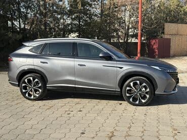 Roewe ERX5: 2022 г., 1.5 л, Автомат, Гибрид, Кроссовер