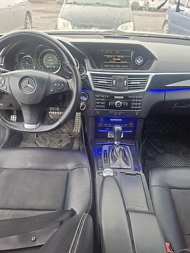 вмв x5: Mercedes-Benz E-Class: 2010 г., 1.8 л, Автомат, Бензин, Седан — 4