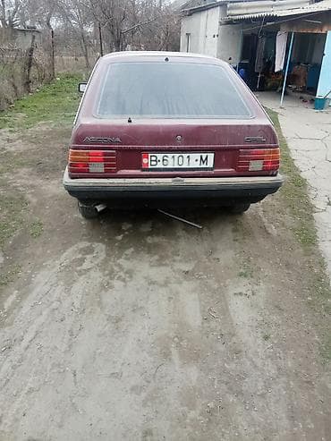 ош е34: Opel Ascona: 1984 г., 1.6 л, Кол менен иштөөчү, Хетчбек — 4