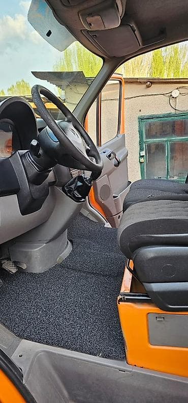 mtz 80: Легкий грузовик, Mercedes-Benz, Дубль, 2 т, Б/у — 9