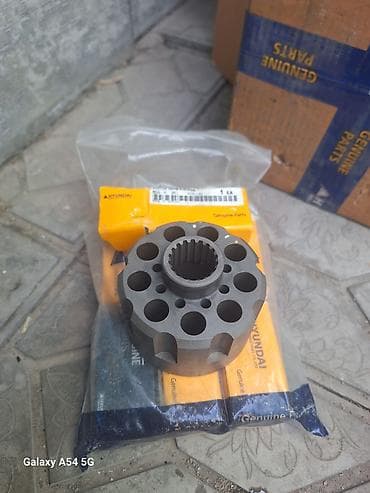 Запчасти на Экскаватор ХУНДАЙ 140 гидромолот хода в сборе