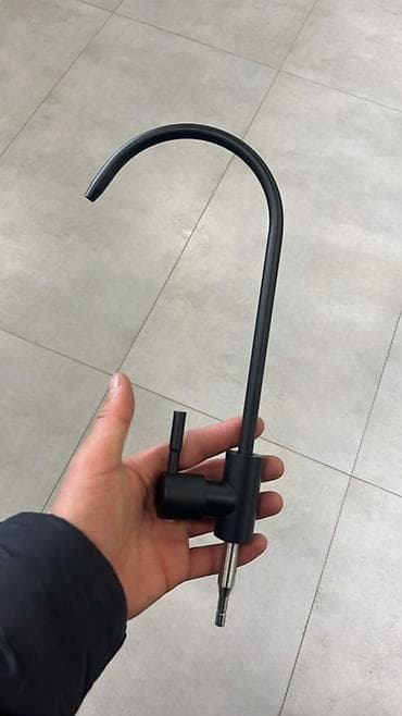 computer table: Краники для фильтра — 3