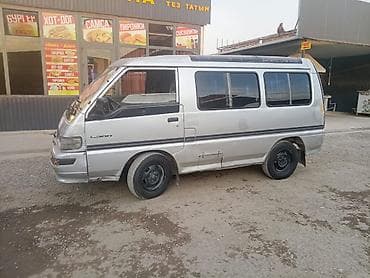 g2 master: Mitsubishi L300: 1995 г., 2.5 л, Механика, Дизель, Минивэн — 1