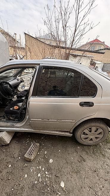 продам аварийное авто: Honda Civic: 1999 г., Седан — 7