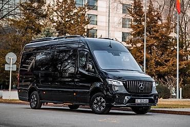 такси номер 1: Премиальный микроавтобус Mercedes-Benz на базе Sprinter, черный — 1