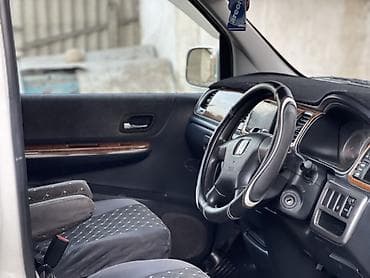 капот g30: Honda Stepwgn: 2004 г., 2 л, Автомат, Бензин, Минивэн — 8