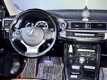 Lexus: Lexus CT: 2017 г., 1.8 л, Автомат, Гибрид, Хэтчбэк — 2