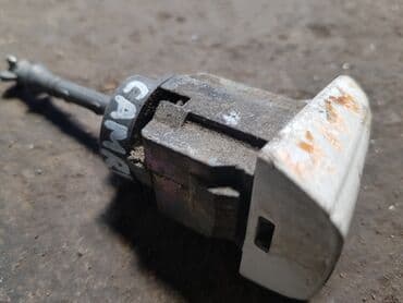 домкрат для машины: Замок двери Toyota Б/у, Оригинал — 2