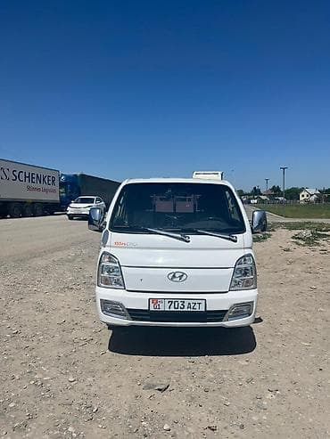 x5 2020: Легкий грузовик, Hyundai, Стандарт, 2 т, Б/у — 1