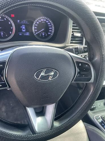 Hyundai Sonata: 2021 г., Автомат, Седан — 2