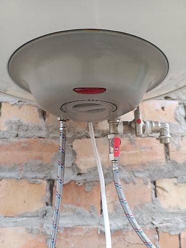 массаж баня: Накопительный водонагреватель Объем бака: 50 л, Электрический, Регулятор температуры, Эмалированная сталь — 2