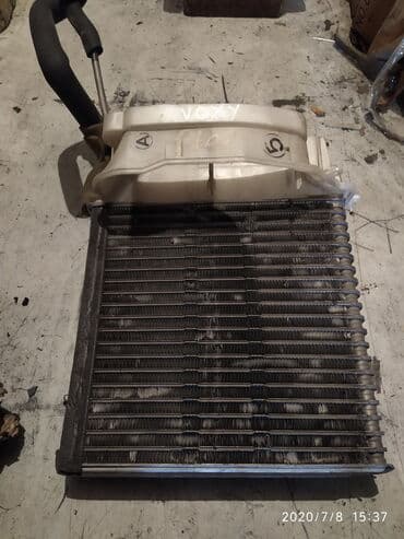 запчасти на тойота хайлендер: Toyota Voxy Радиатор печки, Тойота Вокси радиатор печки, Год 2003 — 1