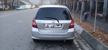 Honda Jazz: 2007 г., 1.4 л, Механика, Бензин, Хэтчбэк