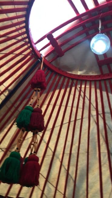 математика 6 класс с.к.кыдыралиев а.б.урдалетова г.м.дайырбекова гдз: Боз үйлөр сатылат, Каркасы Жыгач, 45 баш, Диаметри 5.5 метр — 14