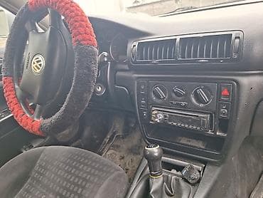 Volkswagen Passat: 2001 г., Механика, Седан — 3