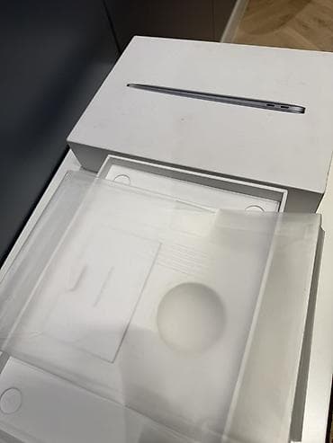 Apple (MacBook) ноутбуктары: Apple M1, ОЗУ, RAM: 8 ГБ — 5