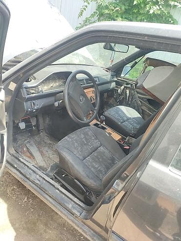 Mercedes-Benz W124: 1987 г., 3 л, Кол менен иштөөчү, Бензин — 6