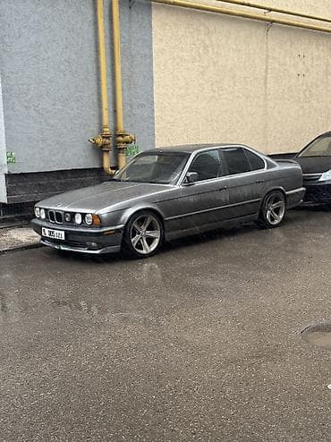 bmv 5: BMW 5 series: 1990 г., 2.5 л, Механика, Бензин, Седан — 1