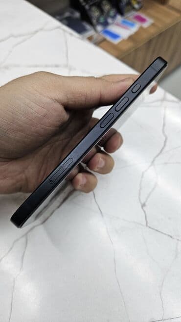 телефон айфон бишкек: IPhone 16, Колдонулган, 256 ГБ, Ак, Коргоочу айнек, Каптама, 97 % — 6