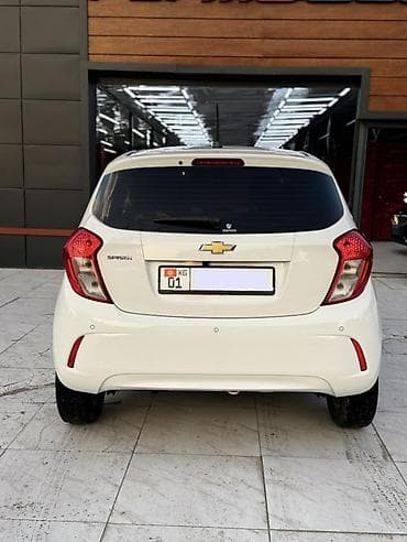 Продажа авто: Chevrolet Spark: 2019 г., 1 л, Автомат, Бензин, Хэтчбэк — 3