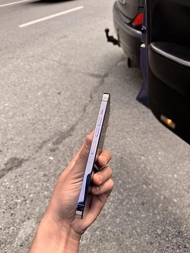 iphone на запчасти: IPhone 13 Pro Max — 4